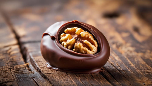 Medjool Dates with Kashmiri Walnuts – Chocolate Dipped ( Pack of 8 )